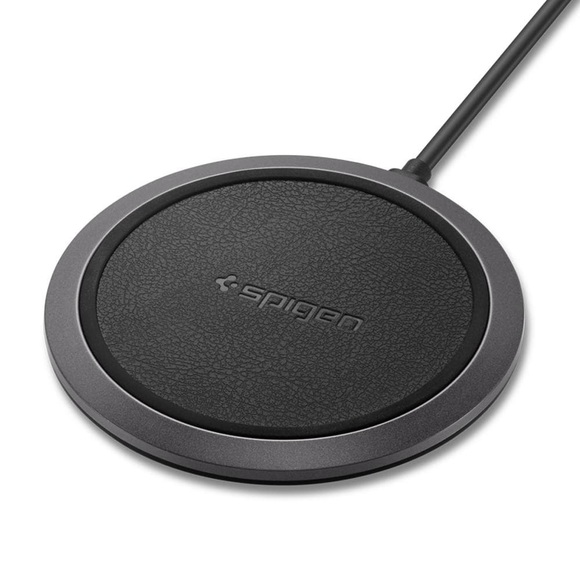 Spigen Other - Spigen Essential Leather 10W Charging Pad